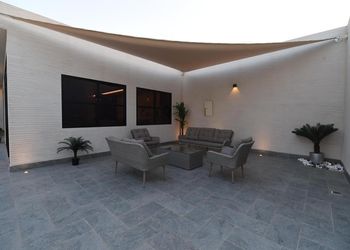 شاليه بصاله مطله على المسبح 