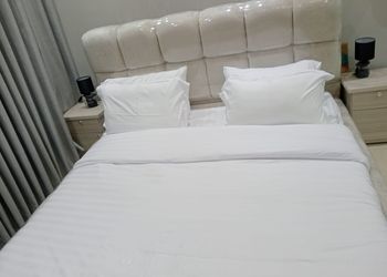 استديو بسرير ماستر ودخول ذاتي