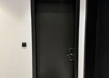 استديو هادئ بسرير ماستر 