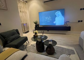 استديو هادئ بسرير ماستر 