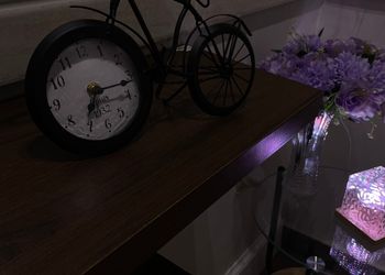 استديو بسرير ماستر وجلسة جانبية 