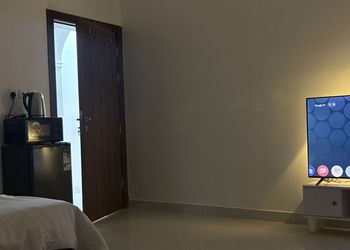 استديو هادئ بدخول ذاتي 