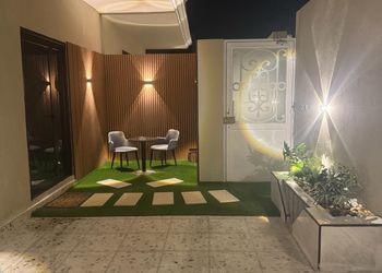استديو بجاكوزي وكراج دخول ذاتي