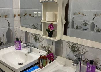 شاليه بمسبح خارجي