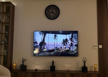 شقة بغرفة معيشة وغرفتين نوم 
