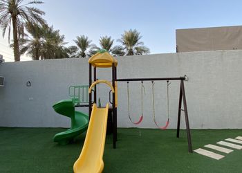 شاليه بمجلس وجلسة خارجية 