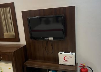 استديو بسرير ماستر وجلسة جانبية 