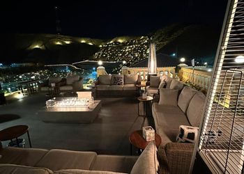 استراحه باطلالة جبلية 