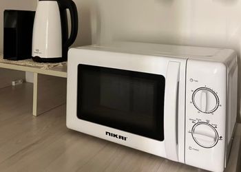 استديو بسرير ماستر وجلسة جانبية 