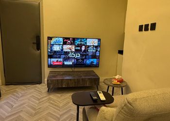 استديو بسرير ماستروجلسة دخول ذكي