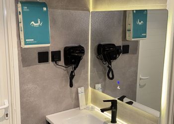 شقة بغرفتين نوم وصالة