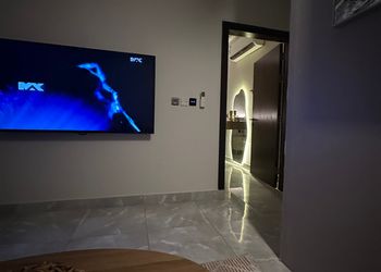 شقة بغرفة نوم وصالة جلوس 