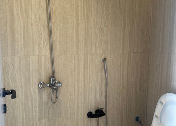 استراحة بمسطح اخضر ومجلس