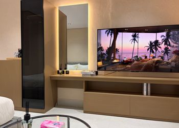 استديو هادئ بسرير ماستر