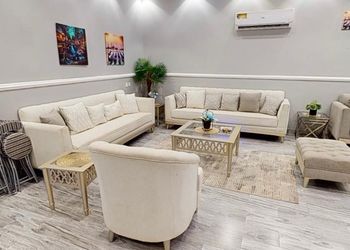 استراحة بمسطح اخضر وجلسة خارجية