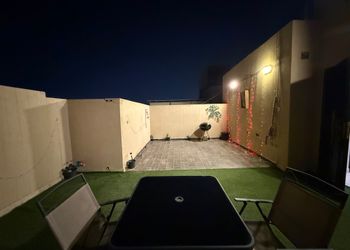 شقة بتصميم هادئ و3 غرف نوم 