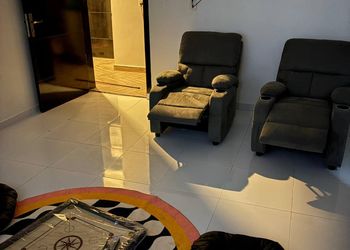 شقة بغرفة سينما دخول ذاتي