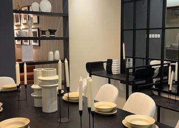 فيلا ببروجكتر