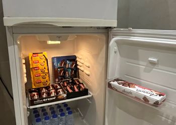 استديو بسرير ماستر 