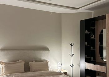 استديو بسرير ماستر