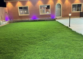 شاليه بمسبح وألعاب مائية
