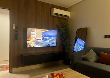 شقة بغرفه نوم ودخول ذاتي