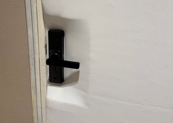 استديو بسرير ماستر ودخول ذاتي