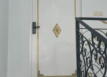 شقة بدخول ذاتي وغرفتين نوم 