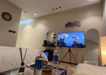 استديو بسرير ماستر