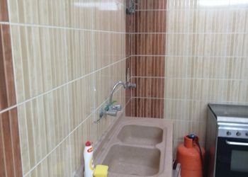 استراحة بمسطح اخضر ومجالس