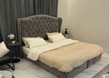 استديو هادئ بسرير ماستر