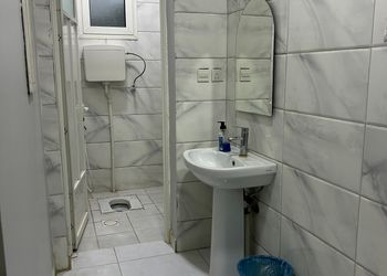 شقة غرفه نوم بسرير ماستر وصاله