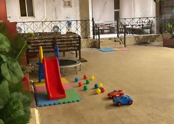 شاليه بألعاب أطفال