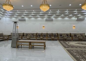 استراحة بمجلس فخم وخيمة 