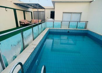 شاليه بمسبح