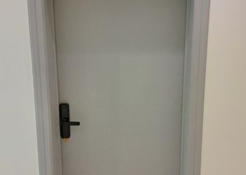 استديو بسرير ماستر