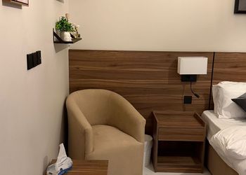 استديو بسرير ماستر