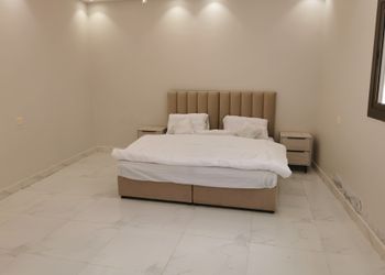 استديو بجلسة خارجية وسرير ماستر 