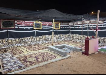 مخيم بجلسة خارجية واجواء ممتعة