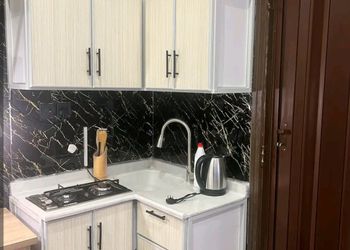 استديو بسرير مفرد ودخول ذاتي