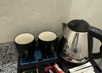 استديو بسرير ماستر وجلسة 