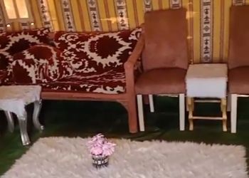 مخيم ببيت شعر وجلسة خارجية 