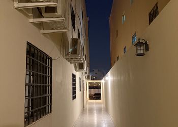 استديو هادئ بسرير ماستر 