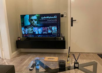 شقة بدخول ذاتي وغرفة نوم مريحة 