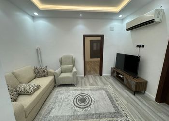 شقة بغرفتين نوم وصالة 