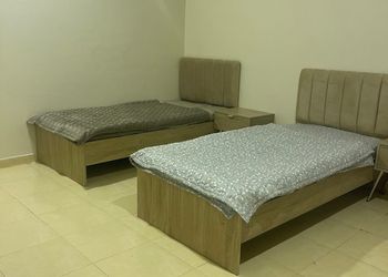 شقة بغرفتين نوم وصالة 