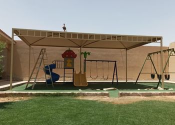 استراحة بمسطح اخضر وجلسة