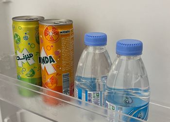 شقة بغرفة معيشة وغرفة نوم 