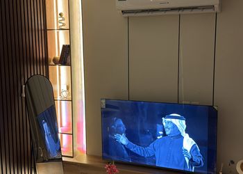 استديو بسرير ماستر وجلسة جانبية 