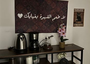 شقة بغرفة نوم و غرفة معيشه 